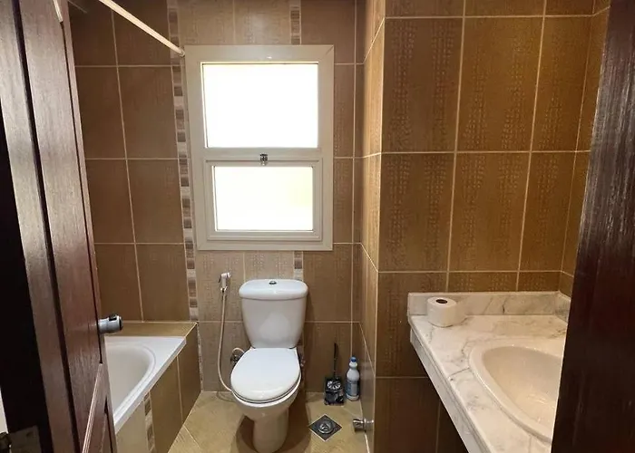 1-bdr With Garden, 1st Floor, 37